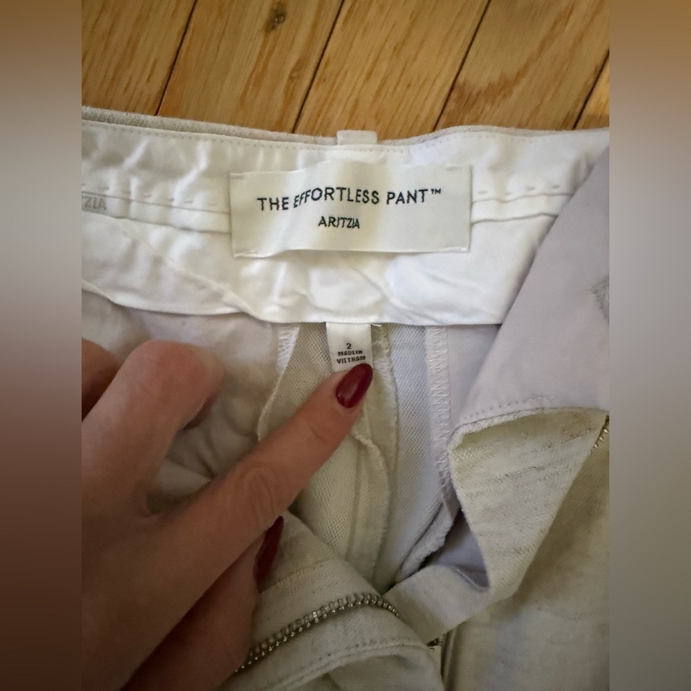 Aritzia Effortless Pant Cropped - Picture 7 of 7